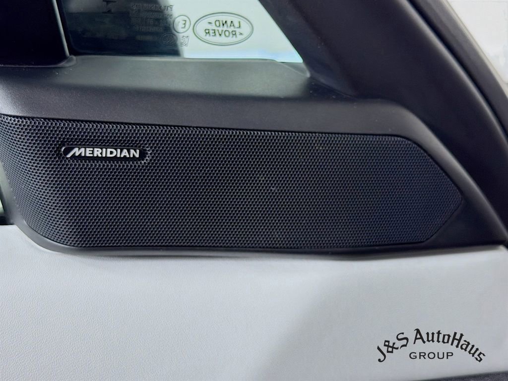 Used 2024 Land Rover Range Rover Sport SE AWD/4WD image 24