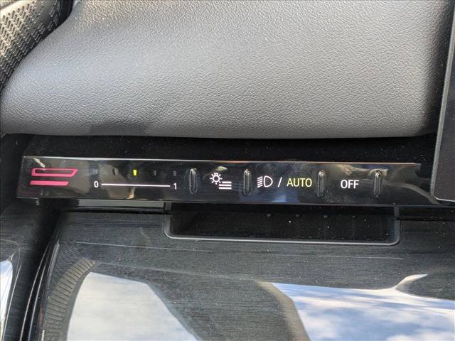 Used 2024 BMW 530i image 12