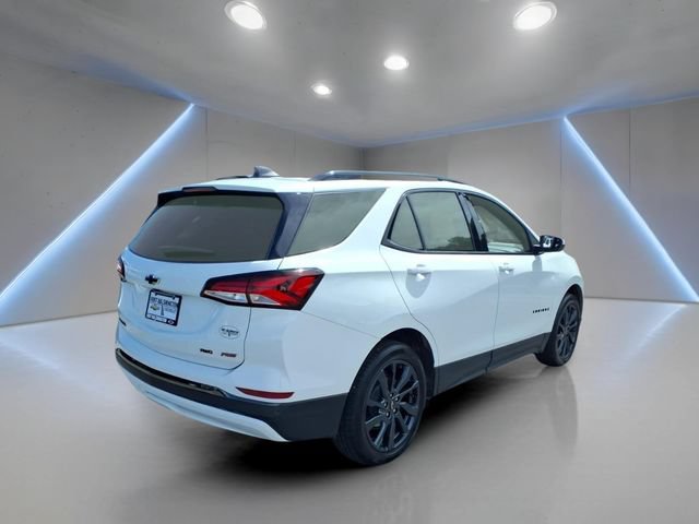 Used 2023 Chevrolet Equinox RS w/ RS Leather Package AWD/4WD image 3