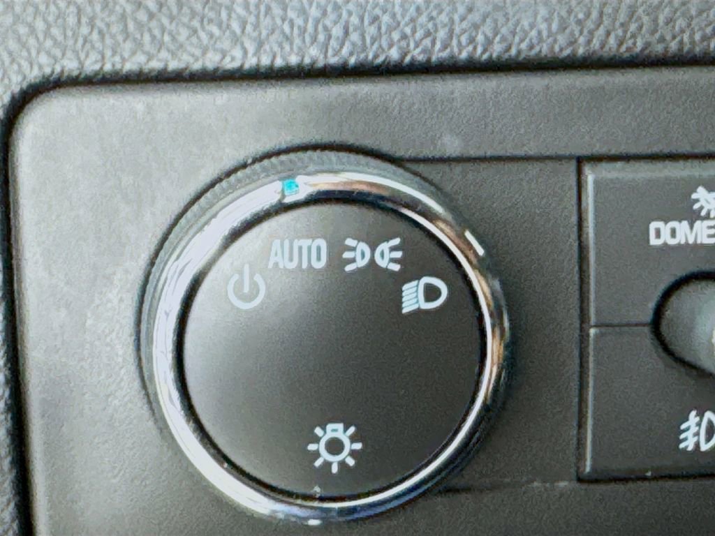 Used 2012 GMC Yukon Denali AWD/4WD image 14
