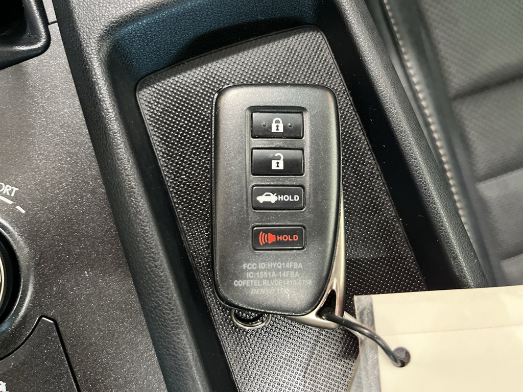 Used 2017 Lexus IS 200t F Sport w/ F Sport Package RWD image 29