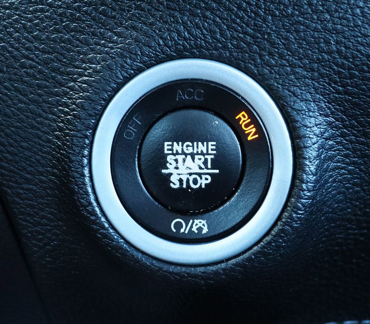 Used 2023 Dodge Challenger SXT RWD image 46