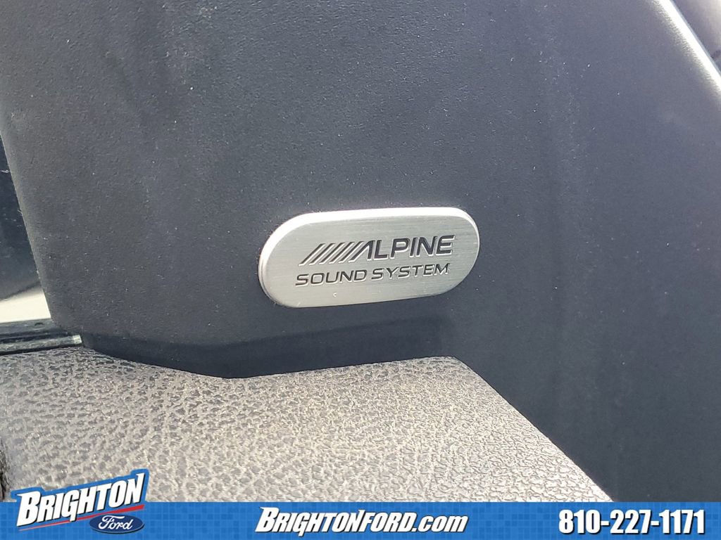 Used 2018 Dodge Charger GT w/ Blacktop Package image 17