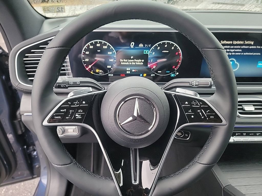 New 2025 Mercedes-Benz GLS 450 4MATIC image 14
