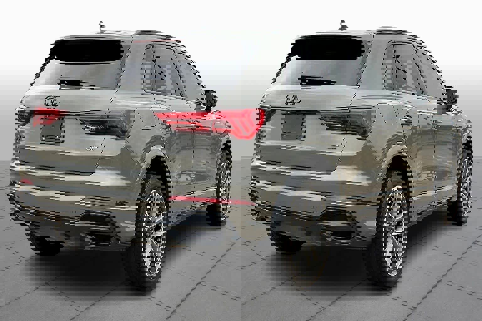 Used 2022 Audi Q3 2.0T Premium Plus w/ Premium Plus Package image 12