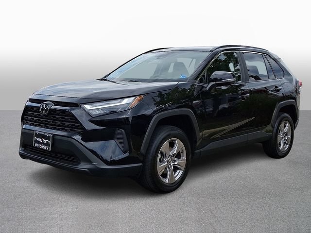 Used 2024 Toyota RAV4 XLE AWD/4WD video 1