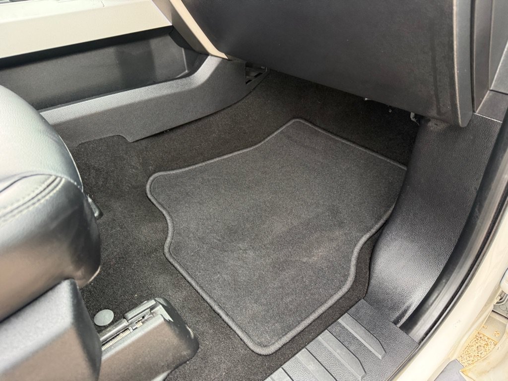 Used 2019 Ford F250 Lariat w/ Lariat Ultimate Package RWD image 25