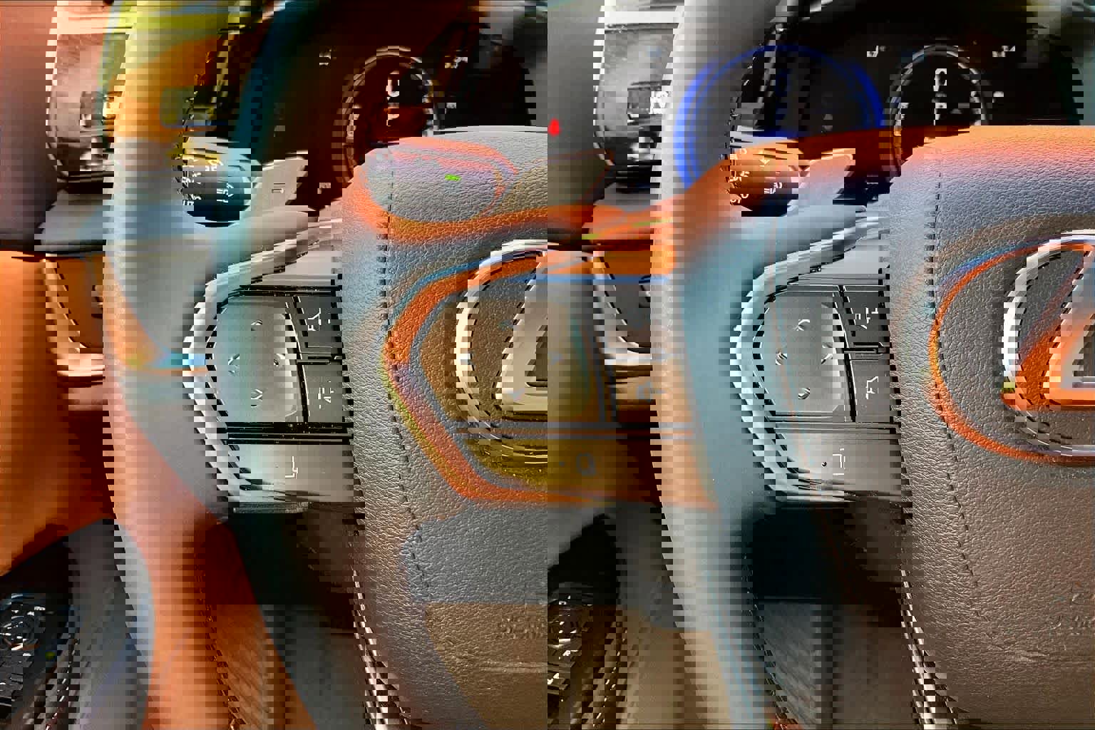 Used 2023 Lexus RZ 450e Premium image 23