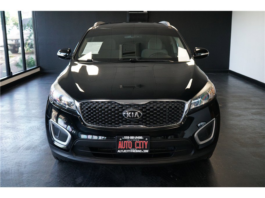 Used 2018 Kia Sorento AWD image 2