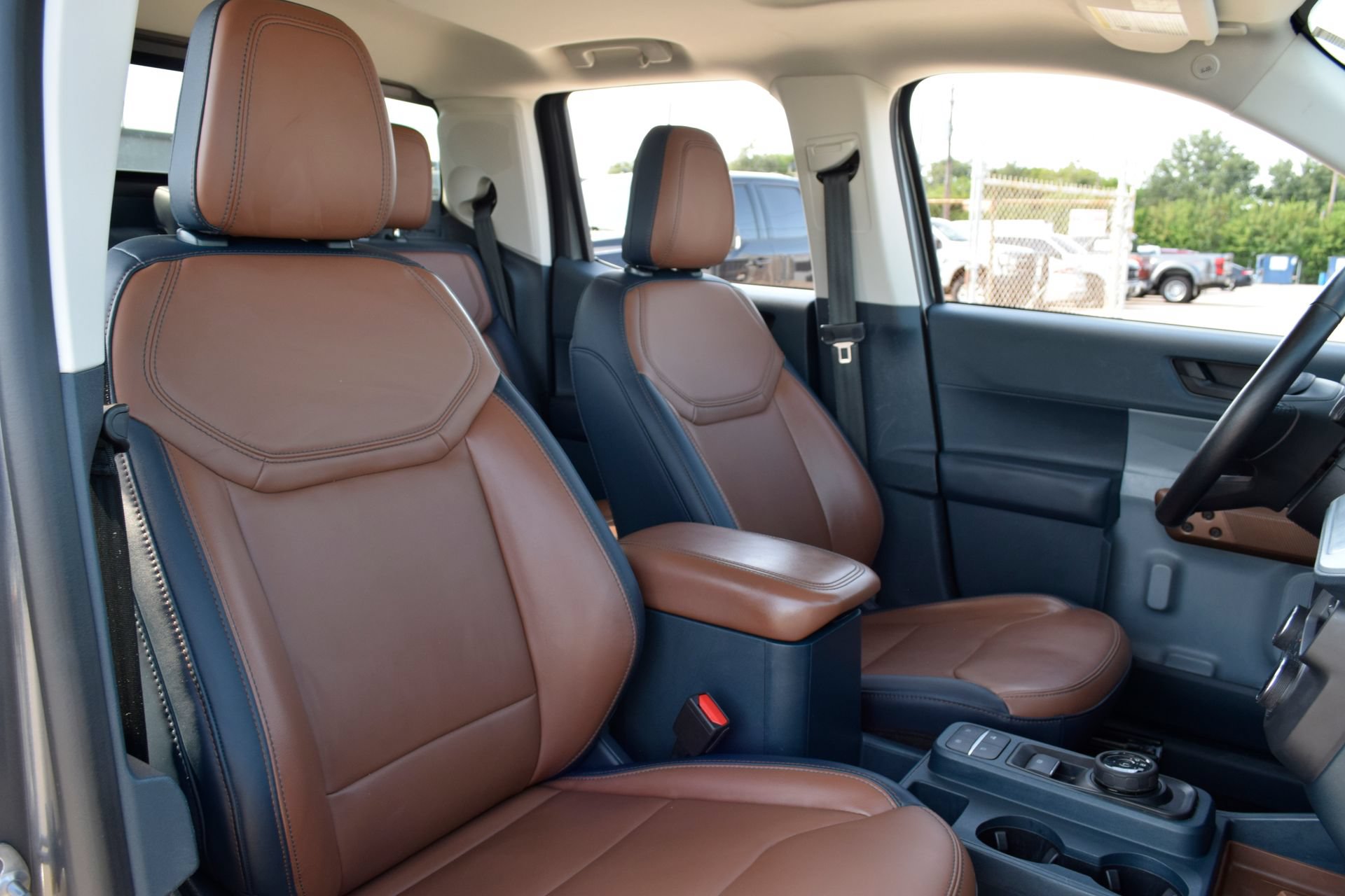 Used 2022 Ford Maverick Lariat w/ Lariat Luxury Package FWD image 24