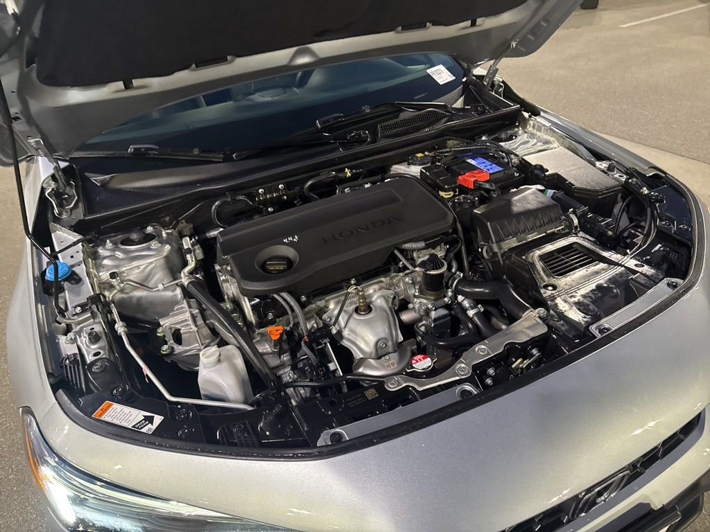 Used 2025 Honda Civic Sport image 25