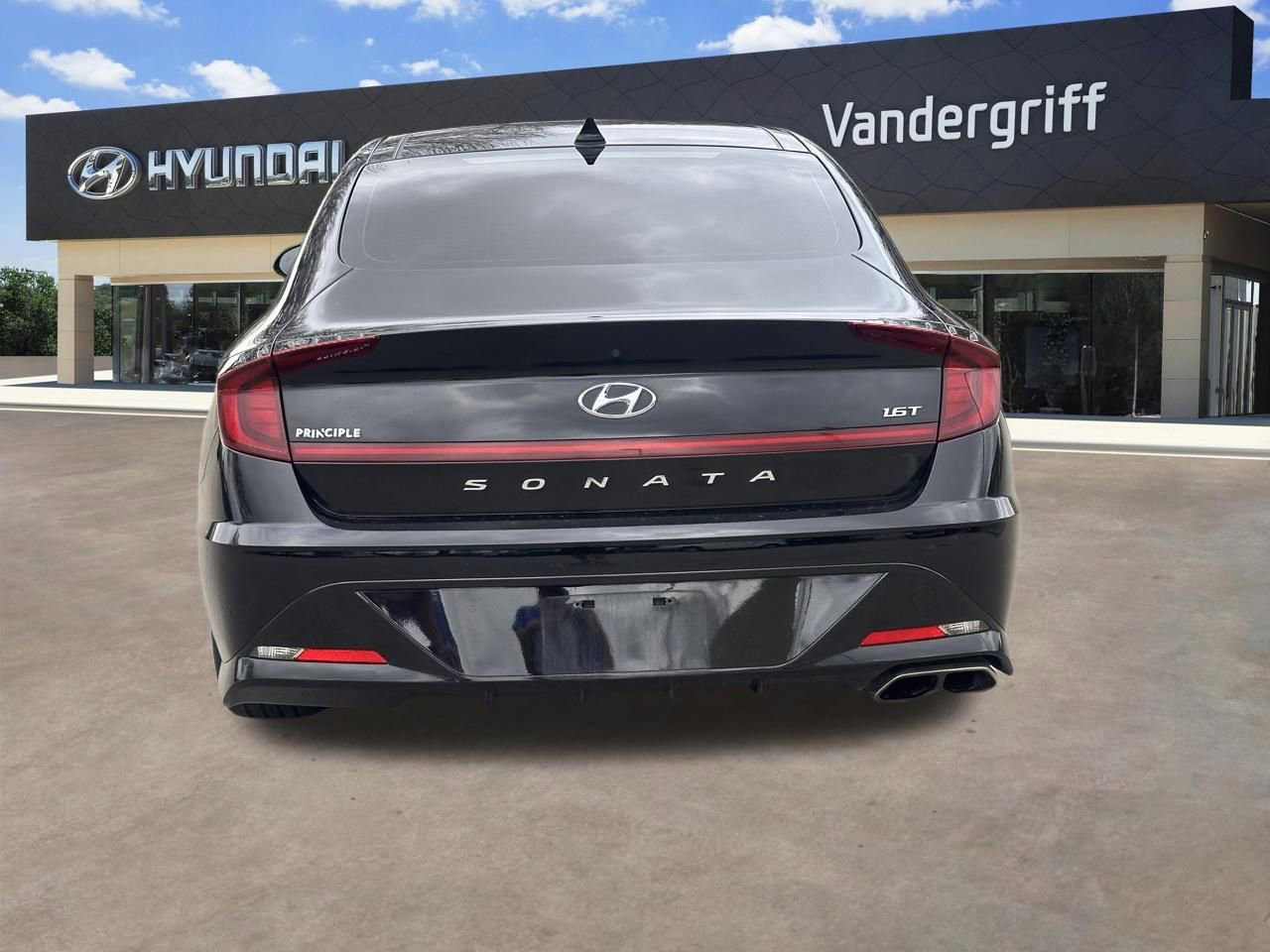 Used 2023 Hyundai Sonata SEL Plus w/ Preferred Accessory Package image 13