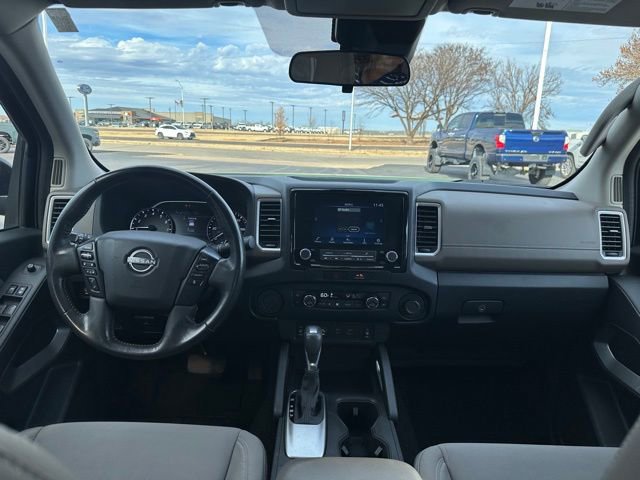 Used 2022 Nissan Frontier SV image 9