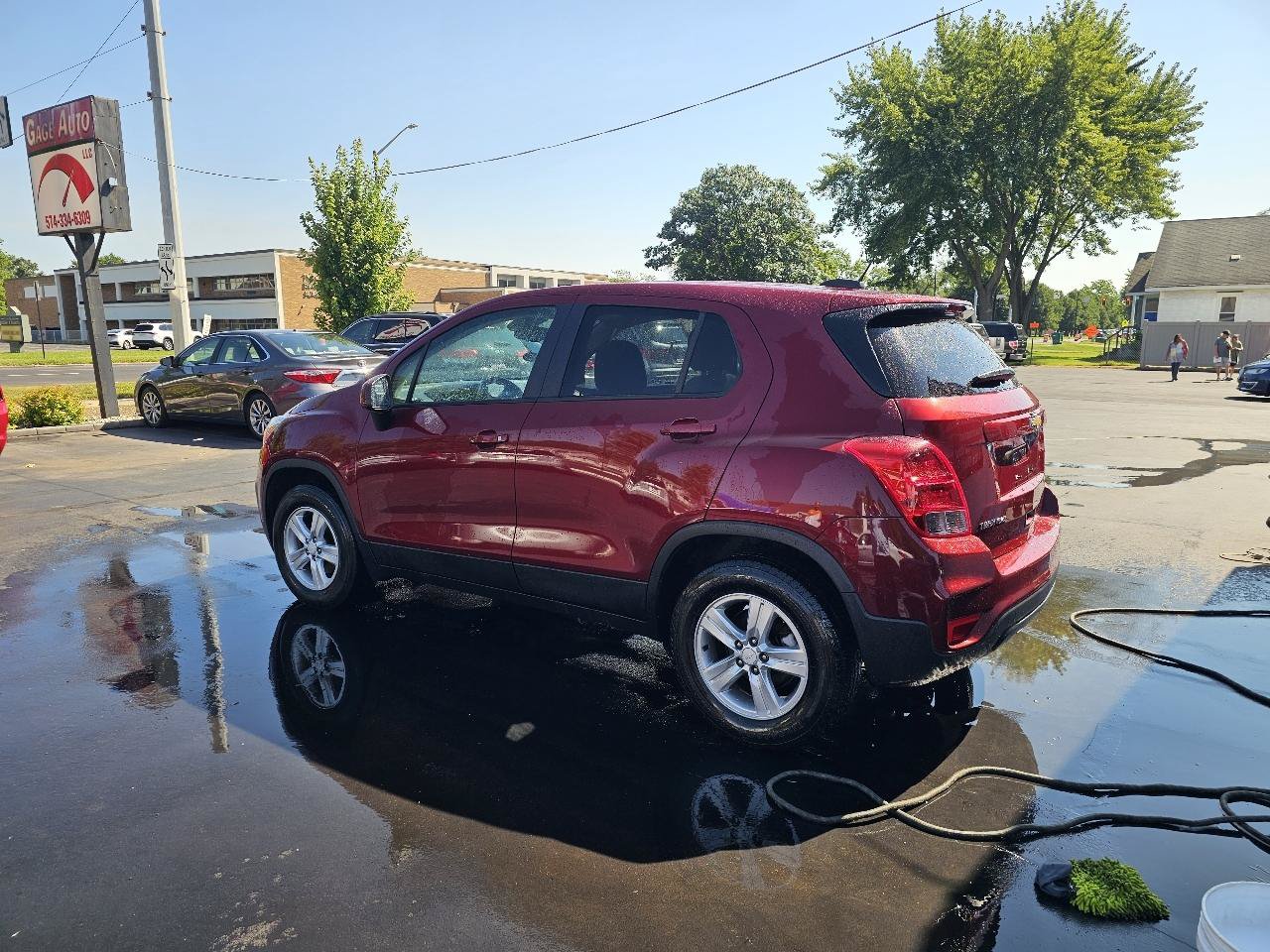 Used 2022 Chevrolet Trax LS w/ Tint and Cruise Package AWD/4WD image 7