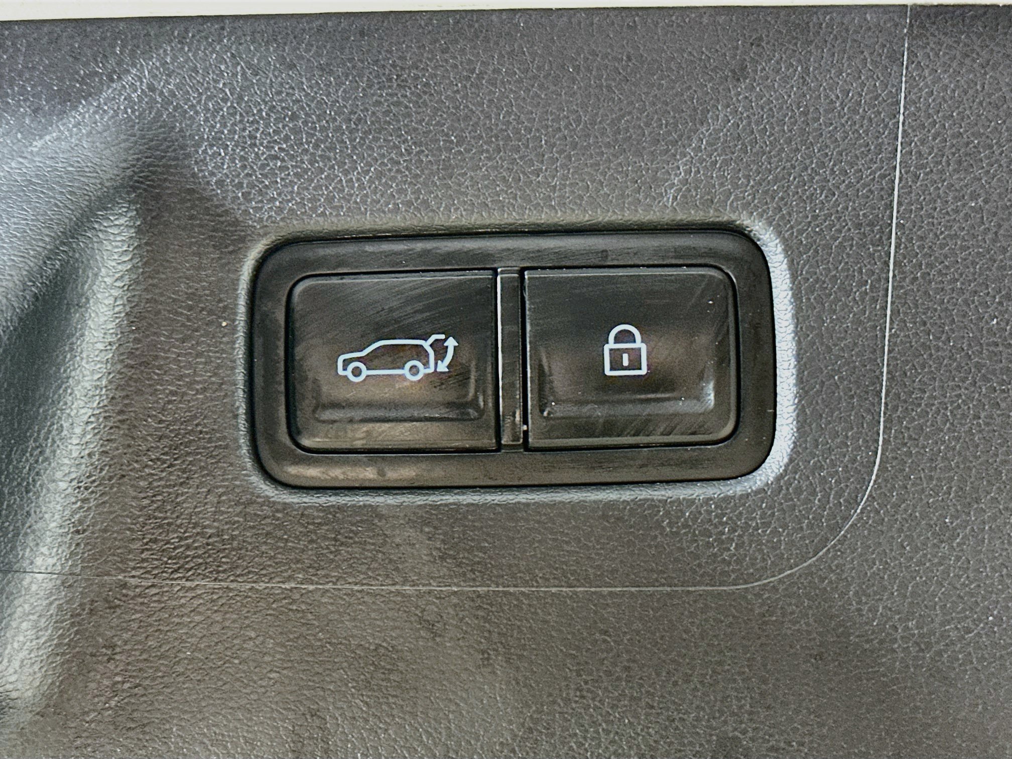 Used 2026 Hyundai Santa Fe SEL FWD image 29