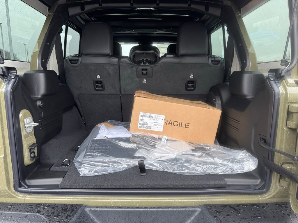 New 2026 Jeep Wrangler Unlimited Rubicon 392 image 12