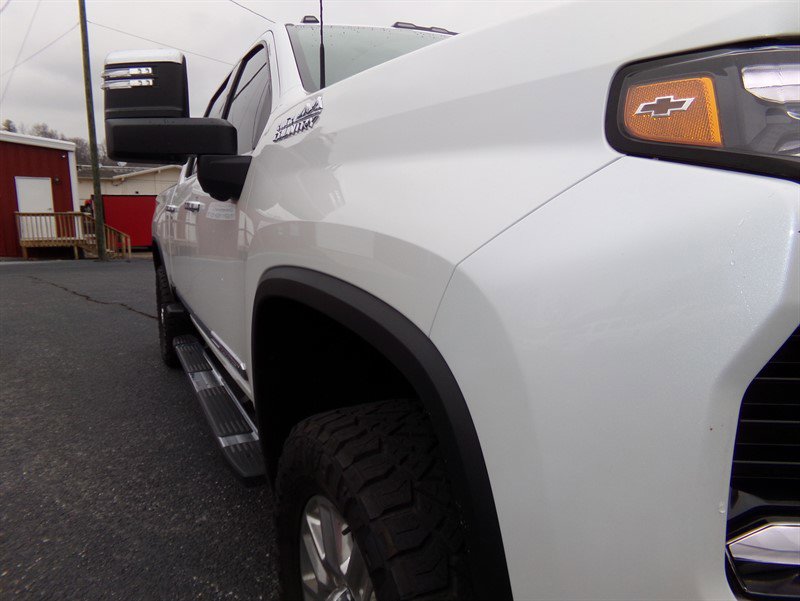 Used 2024 Chevrolet Silverado 2500 High Country w/ High Country Premium Package image 12
