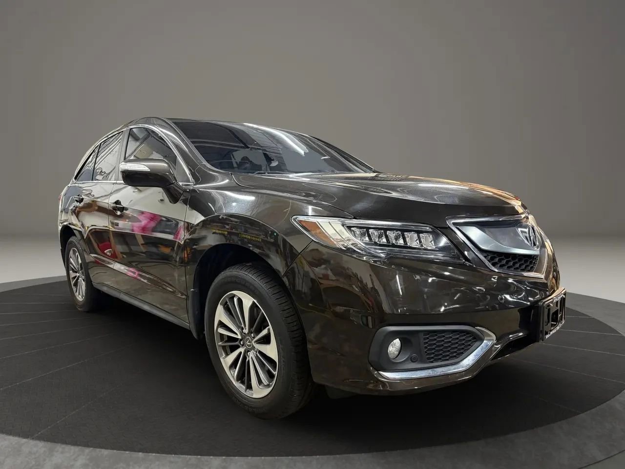 Used 2017 Acura RDX AWD w/ Advance Package image 2