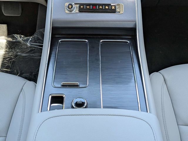 New 2026 Lincoln Aviator 2WD image 17
