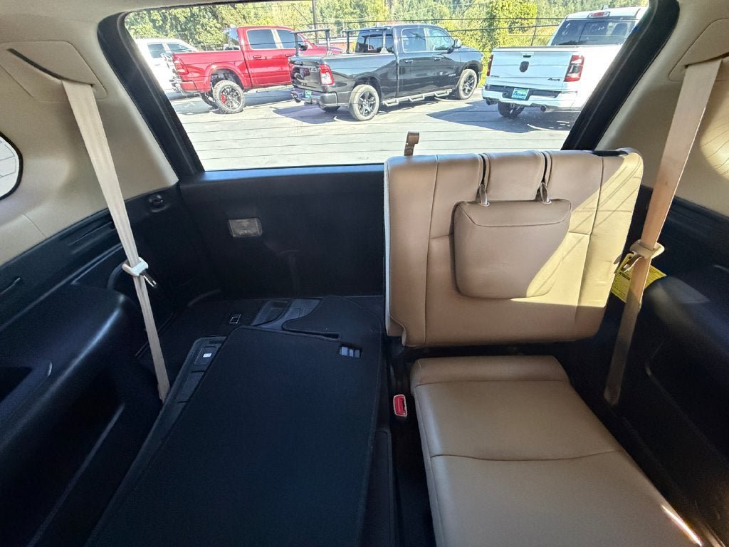 Used 2014 Toyota 4Runner Limited RWD image 34