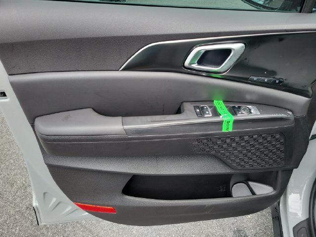 New 2027 Kia Carnival SX w/ Dark Edition Package FWD image 28