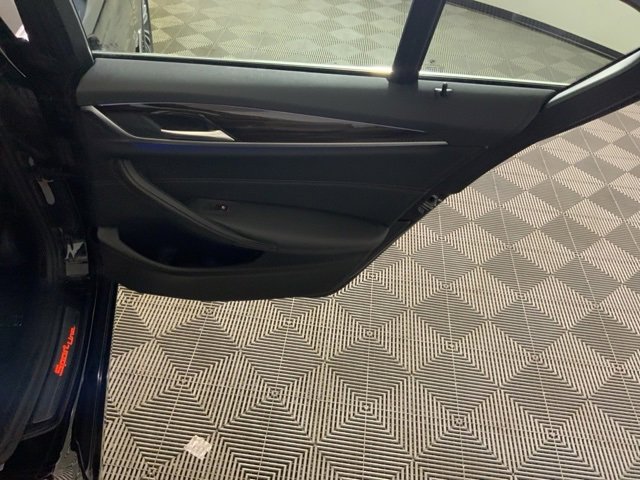 Used 2019 BMW 540i xDrive image 40