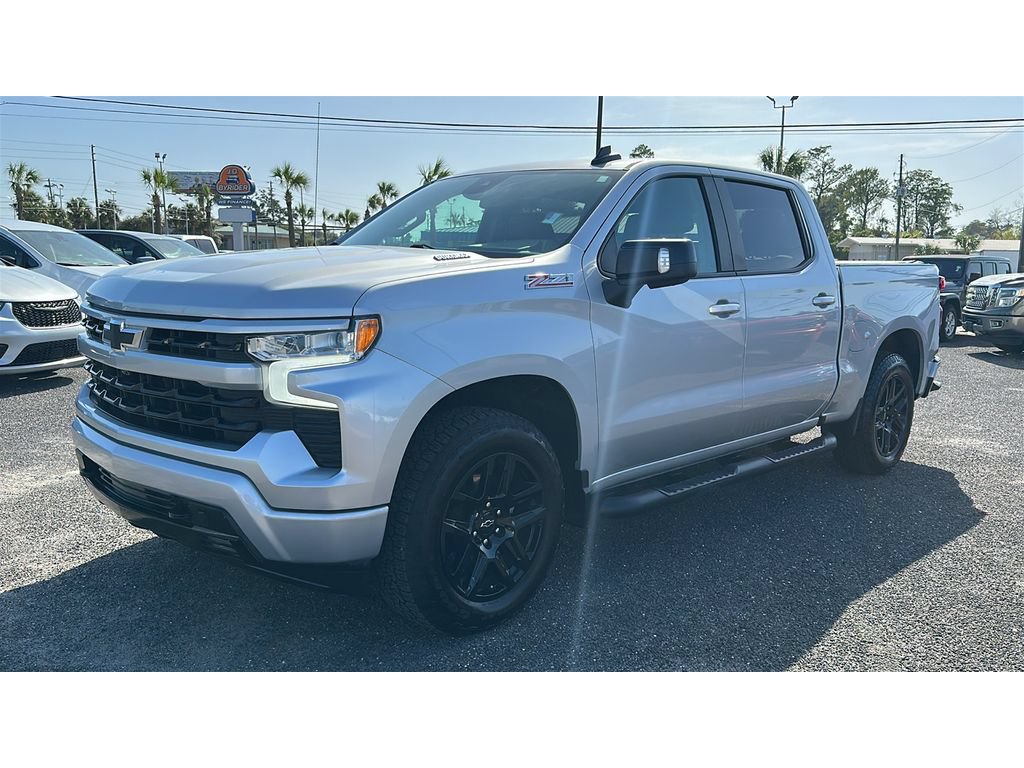 Used 2022 Chevrolet Silverado 1500 RST w/ RST All Star Premium Package AWD/4WD image 2