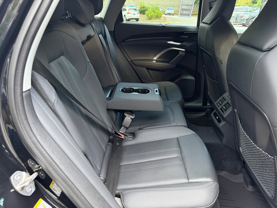 New 2025 Audi Q5 Premium Plus image 28