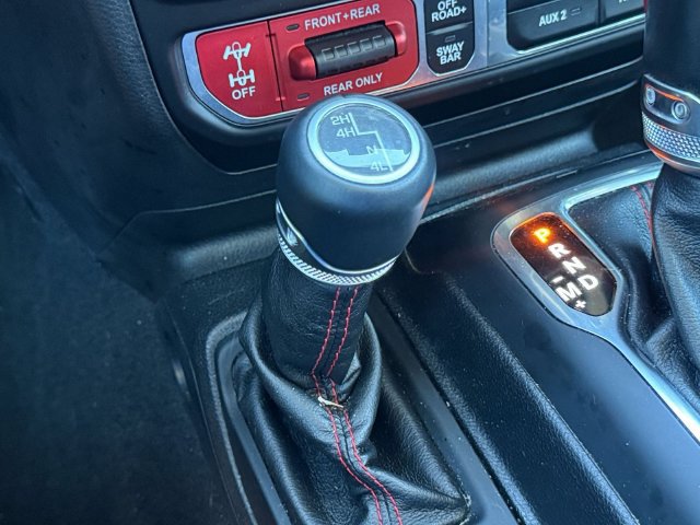 Used 2021 Jeep Gladiator Rubicon AWD/4WD image 27