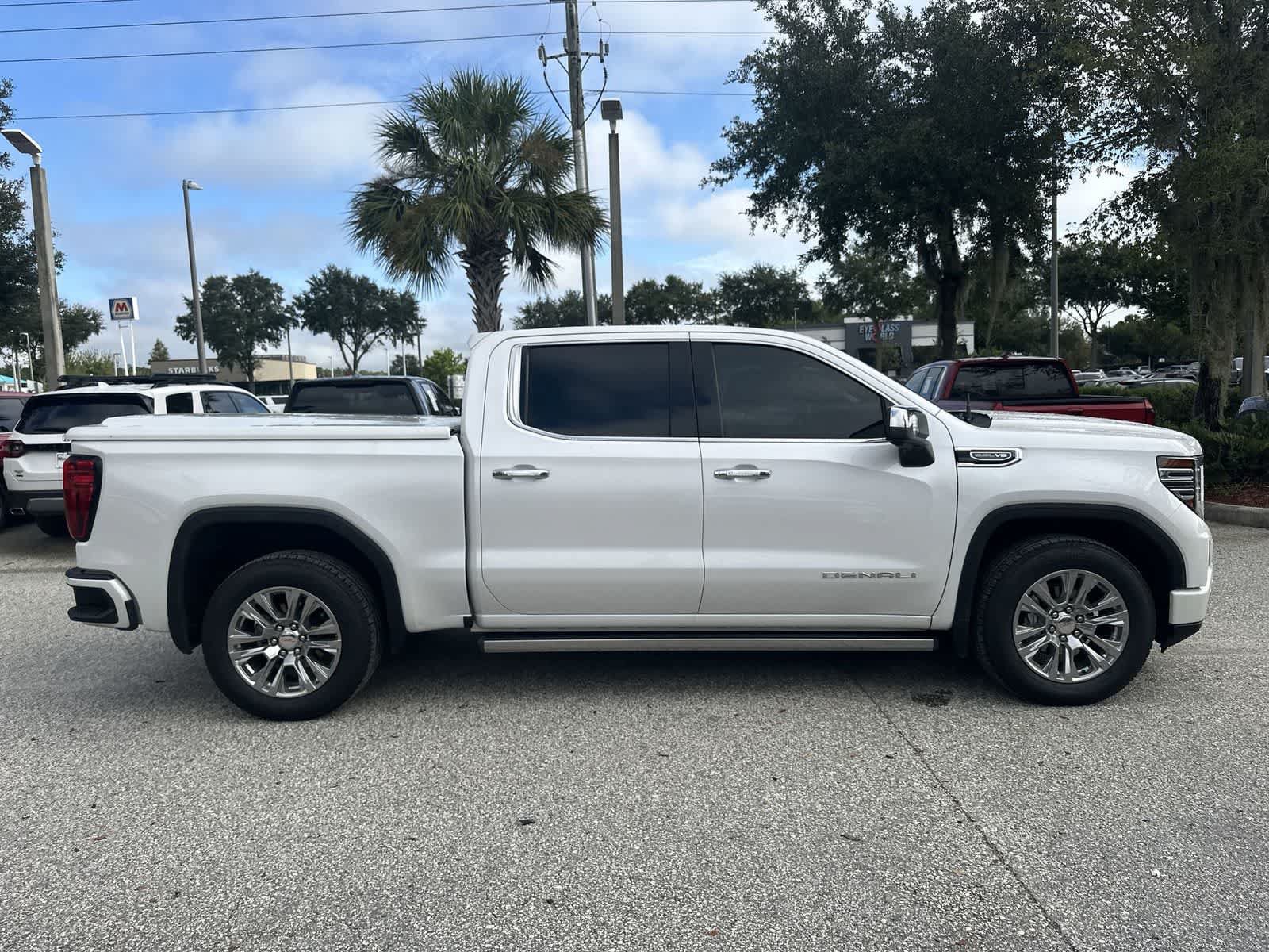 Used 2023 GMC Sierra 1500 Denali w/ Technology Package AWD/4WD image 6