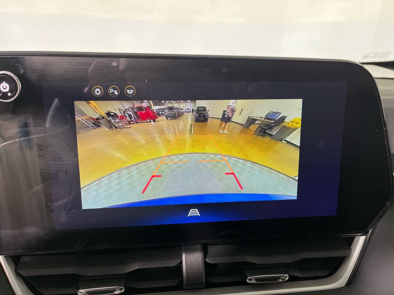 Used 2025 Chevrolet Equinox LT w/ Convenience Package II FWD image 19