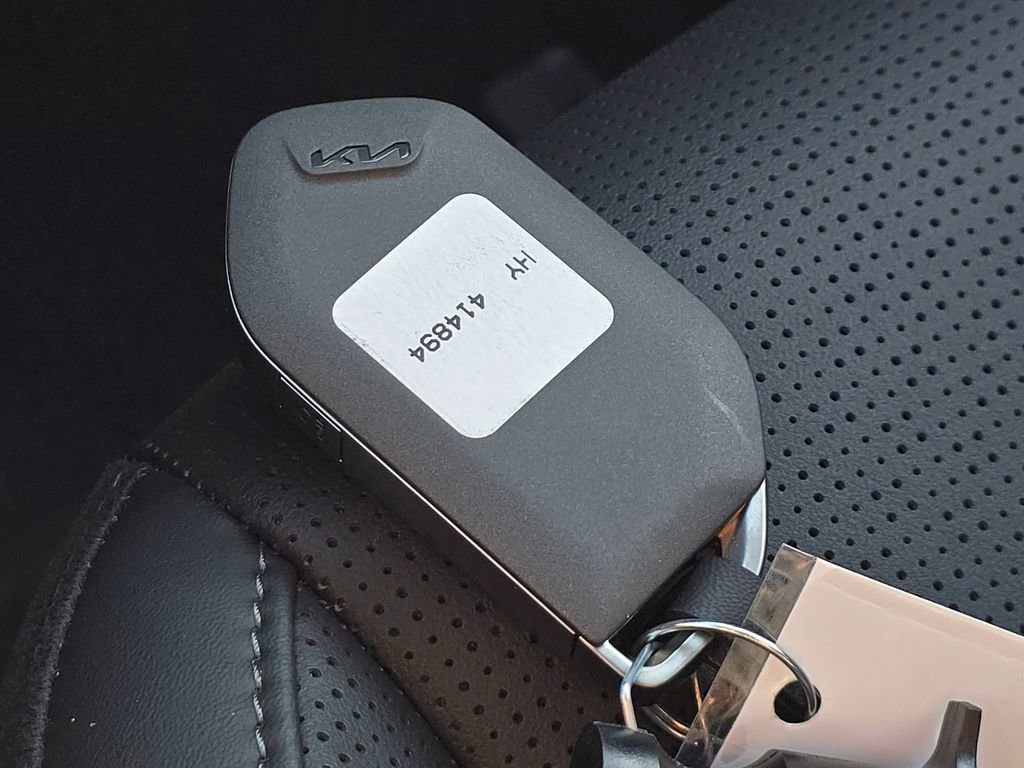 New 2026 Kia Sorento S w/ S Panoramic Sunroof Package image 32