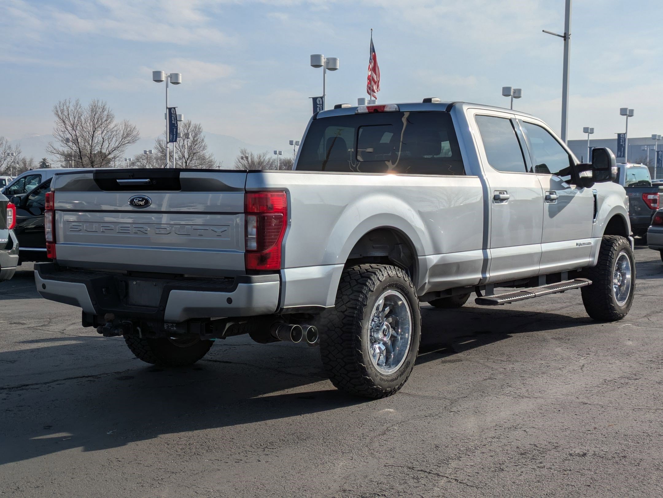 Used 2022 Ford F250 Lariat image 3