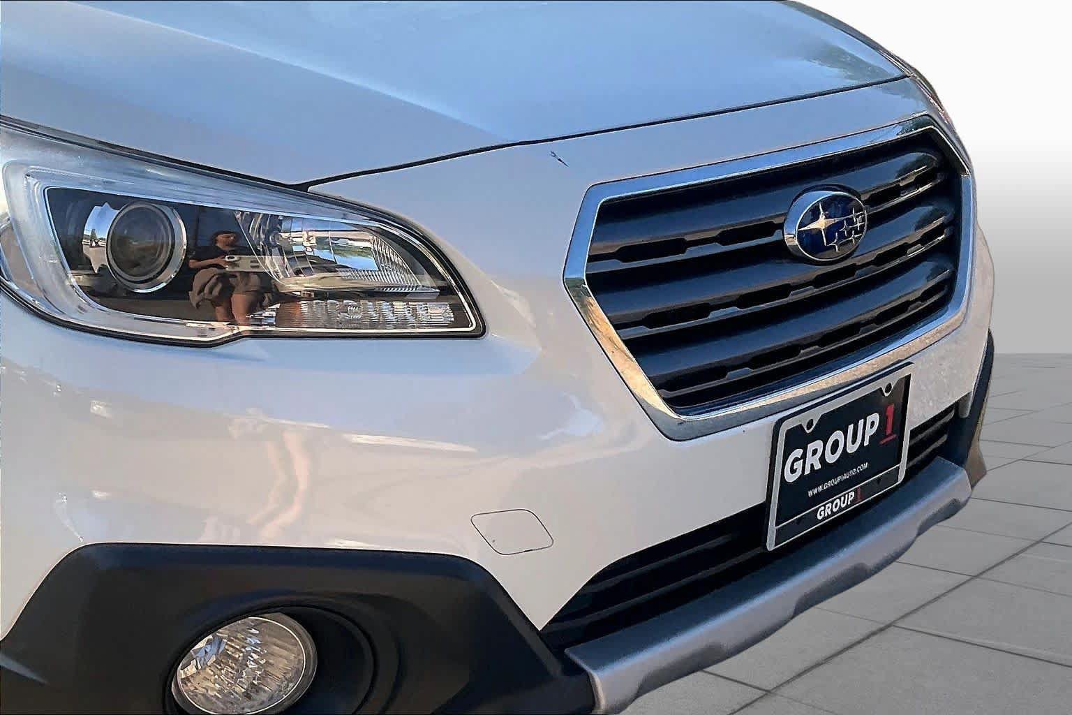 Used 2017 Subaru Outback 2.5i Touring w/ Popular Package #5A AWD/4WD image 30