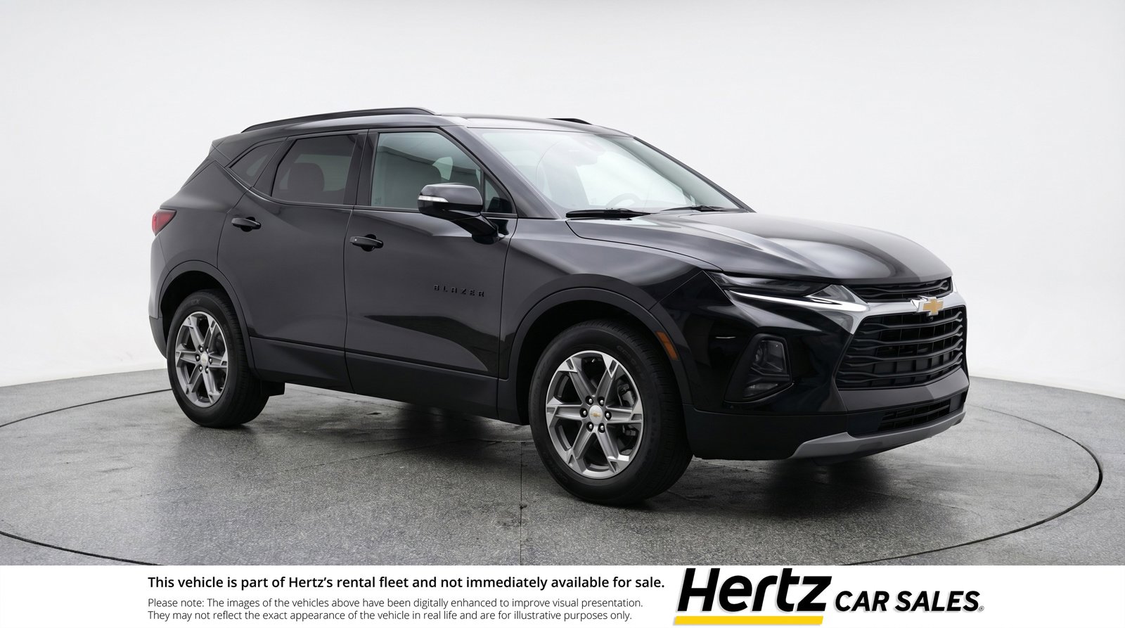 Used 2025 Chevrolet Blazer LT image 1