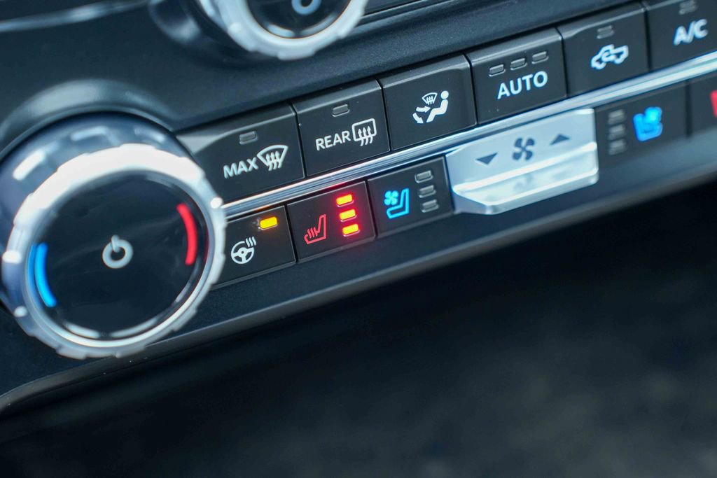 Used 2024 Ford F250 Lariat w/ Lariat Ultimate Package image 49