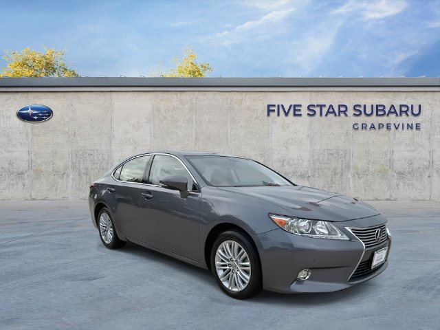 Used 2014 Lexus ES 350 w/ Luxury Package FWD image 2