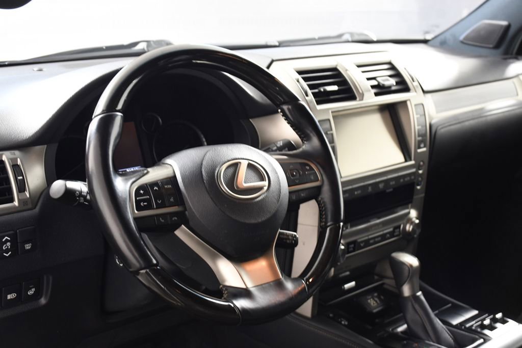 Used 2021 Lexus GX 460 Premium w/ Premium Package image 13