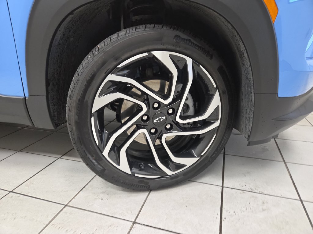 Used 2024 Chevrolet TrailBlazer RS w/ Driver Confidence Package AWD/4WD image 8