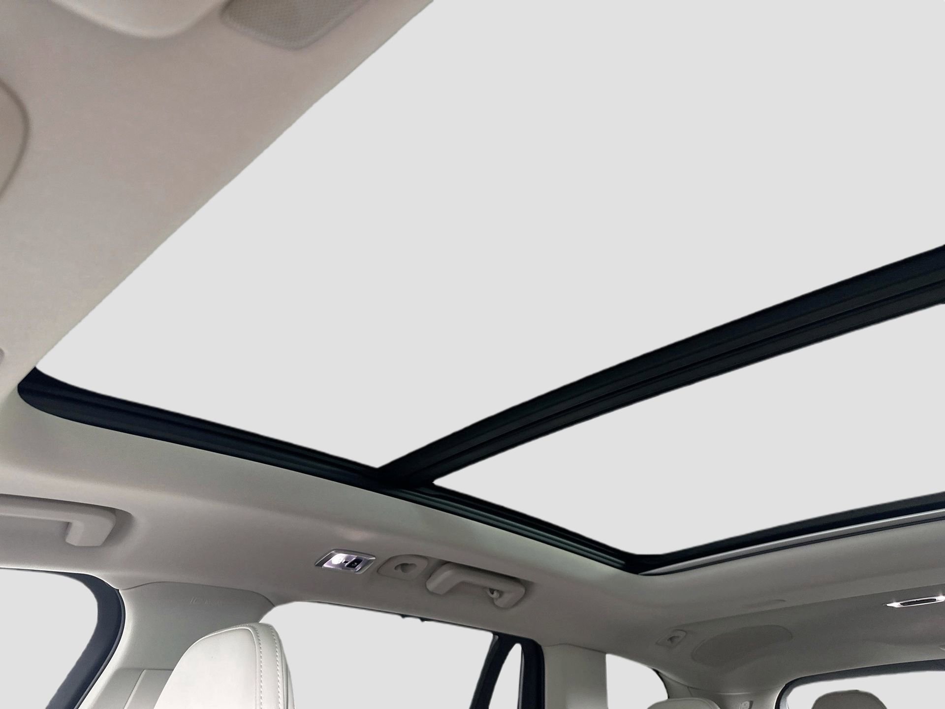 Certified 2024 Volvo XC90 B5 Plus image 23