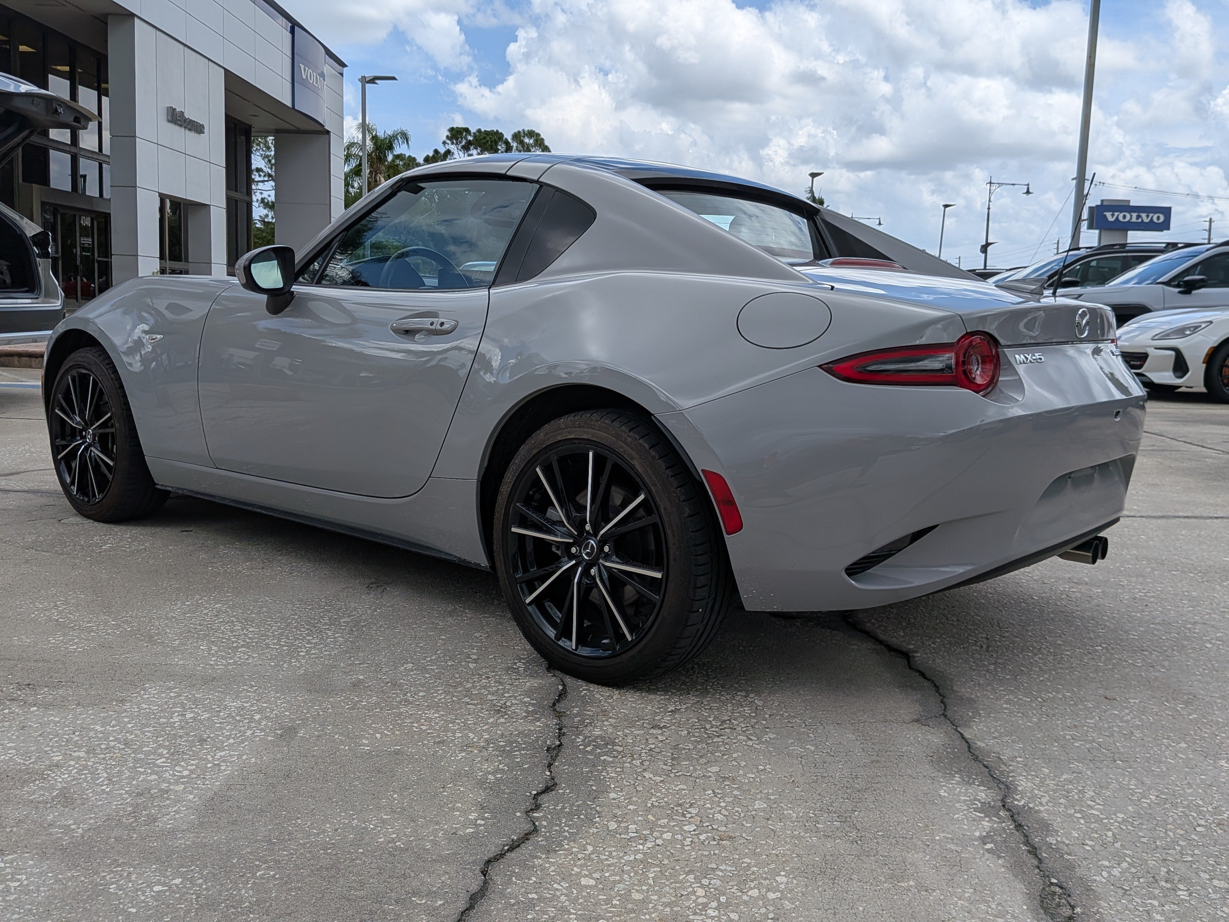 Used 2024 MAZDA MX-5 Miata RF Grand Touring RWD image 6