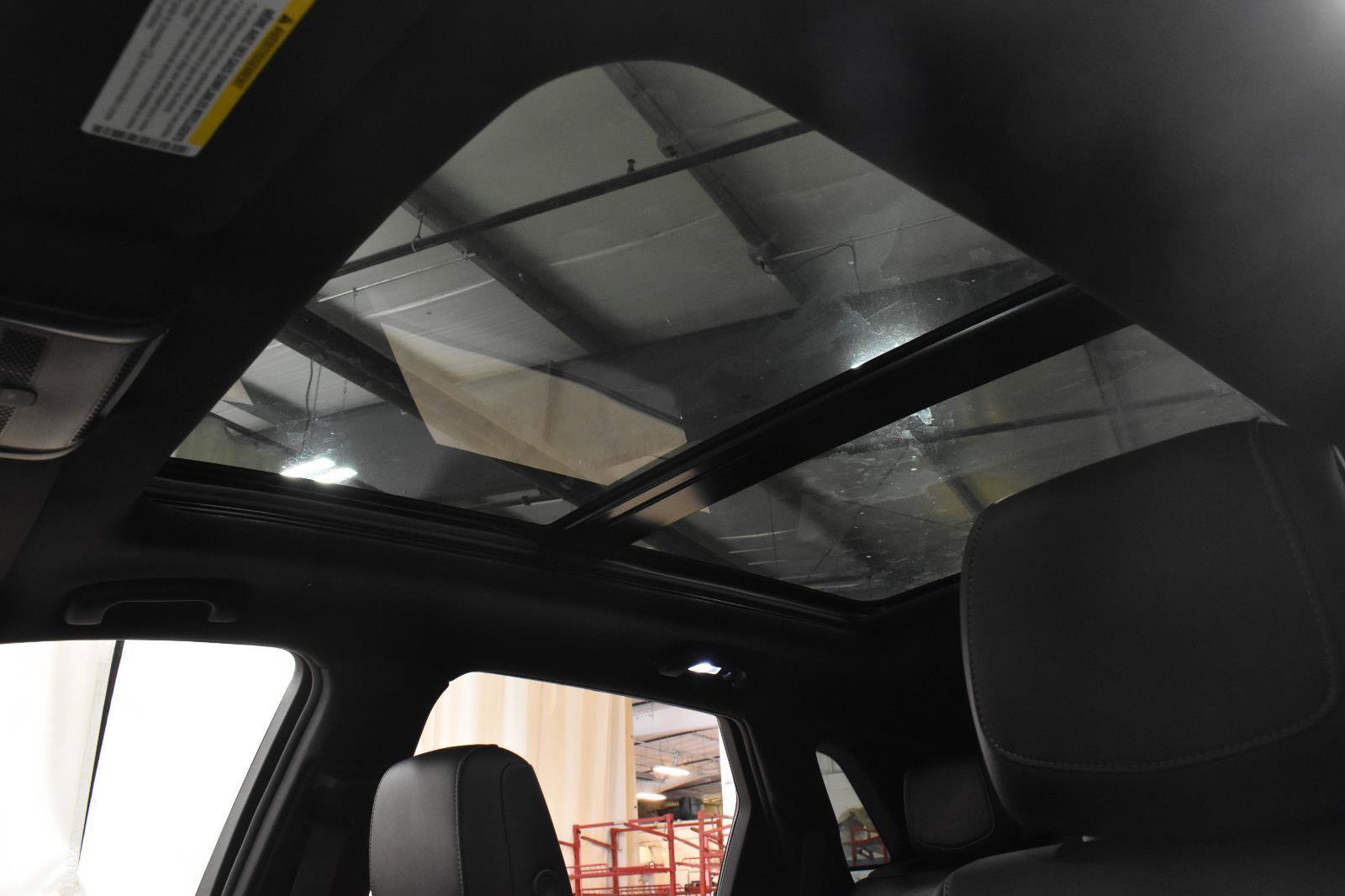 Certified 2023 Cadillac XT5 Premium Luxury w/ LPO, Floor Liner Package FWD image 3
