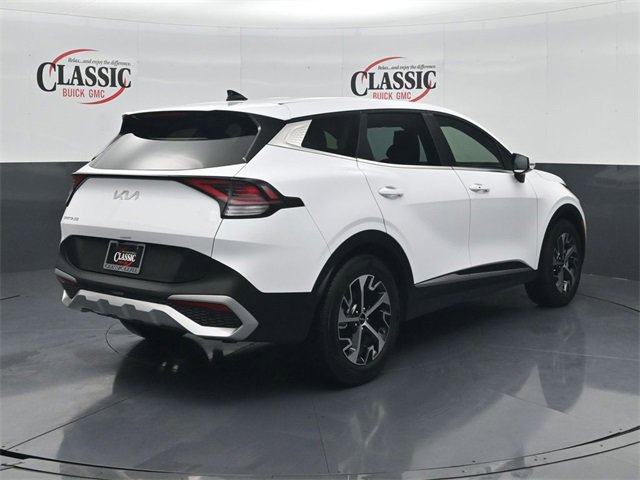 Used 2024 Kia Sportage EX image 7