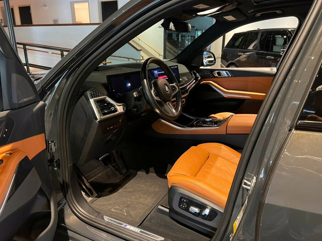 Used 2024 BMW X5 M60i AWD/4WD image 15