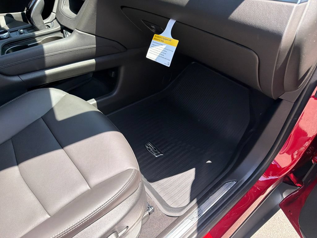 New 2026 Cadillac XT5 Sportv w/ LPO, Floor Liner Package AWD/4WD image 39