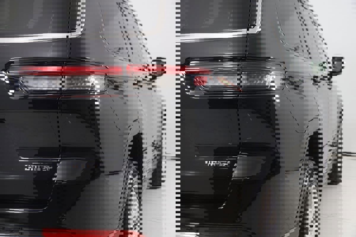 Used 2022 Jeep Grand Cherokee L Limited image 66