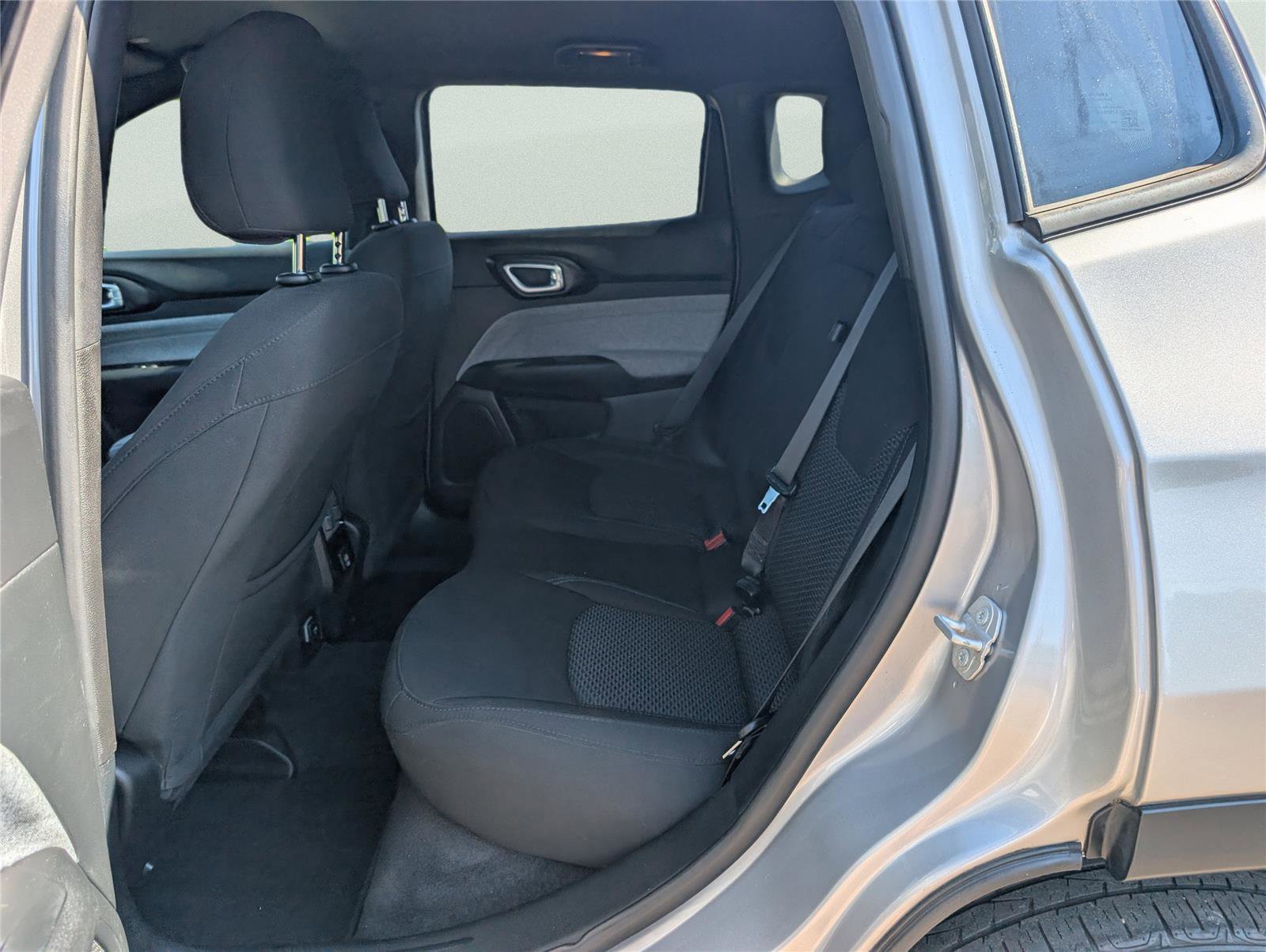 Used 2023 Jeep Compass Sport AWD/4WD image 30