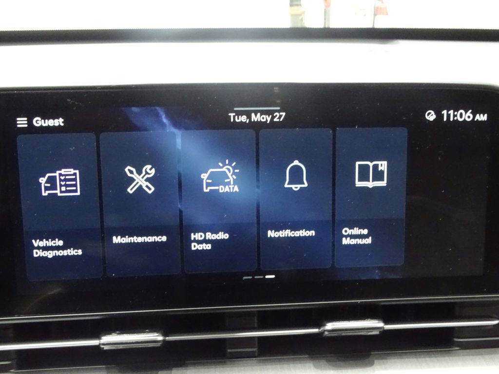 Used 2024 Hyundai Kona Limited image 38