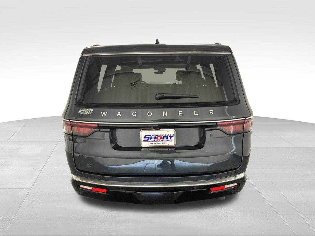 Used 2025 Jeep Wagoneer Series III w/ Premium Group I AWD/4WD image 5