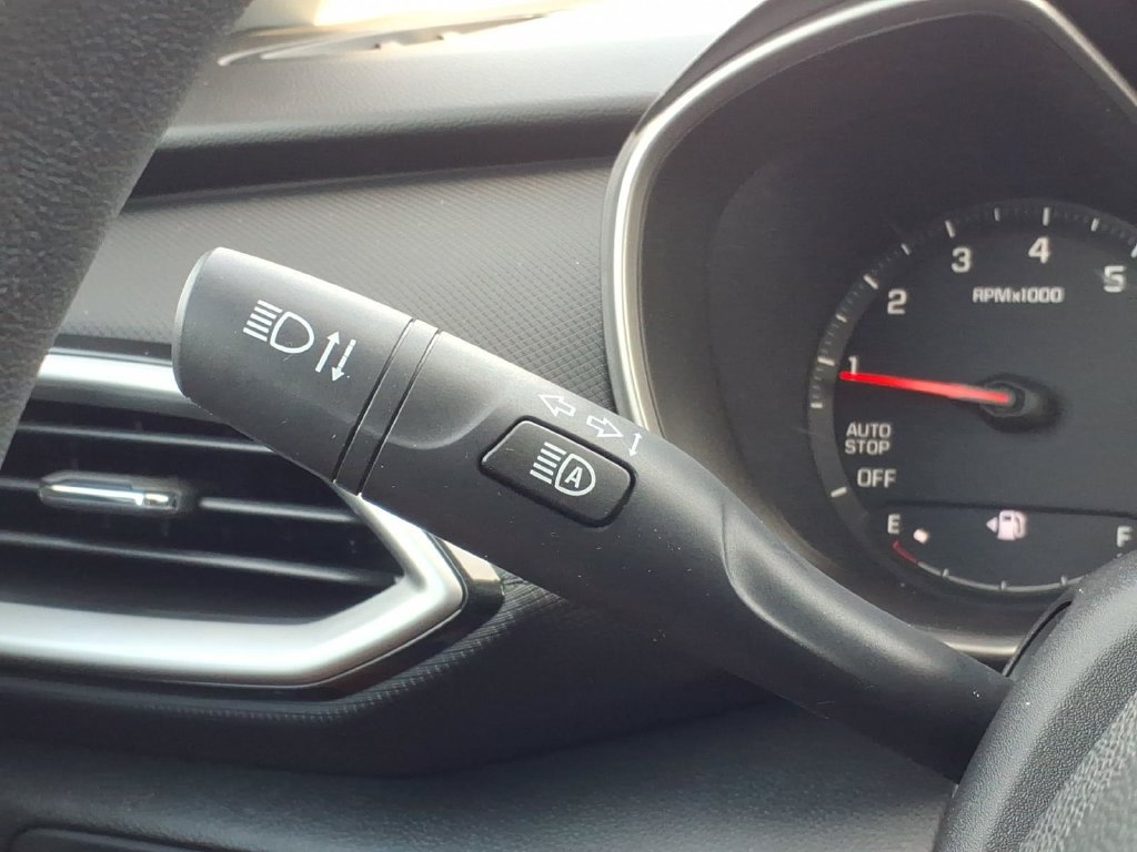 Used 2023 Chevrolet TrailBlazer LS FWD image 25